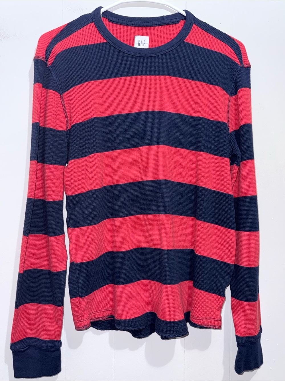 GAP Men's Striped Waffle Knit Thermal Long Sleeve Shirt Medium Red Navy Blue EUC